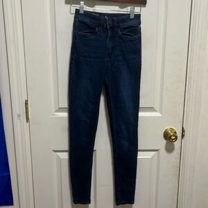 Kohl’s Stretchable Super High Rise Jeggings Size 0